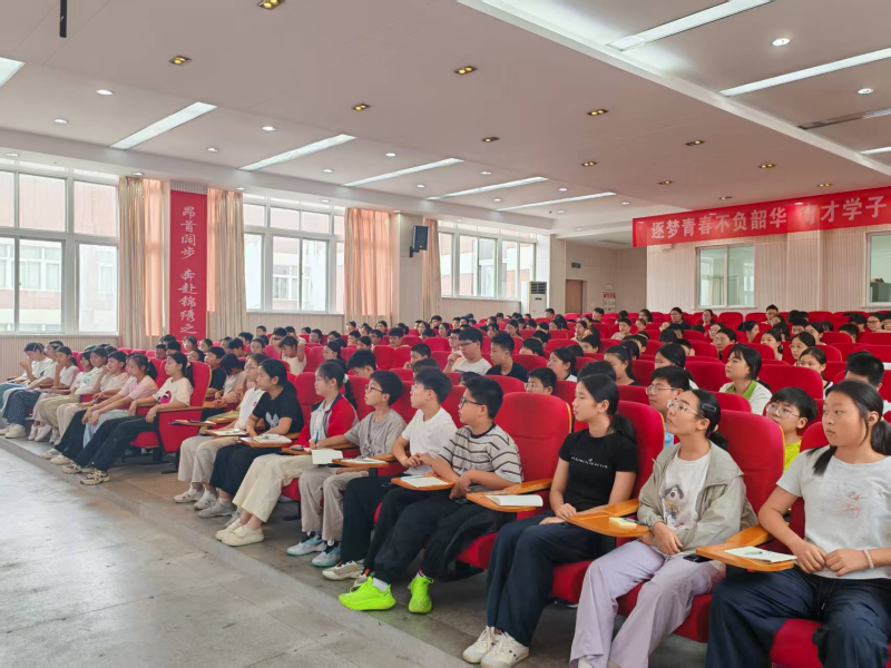 2026.9.16【一往芜前·鸠检沐新】开学第一课:为青春拨开“黑恶迷雾”2.jpg