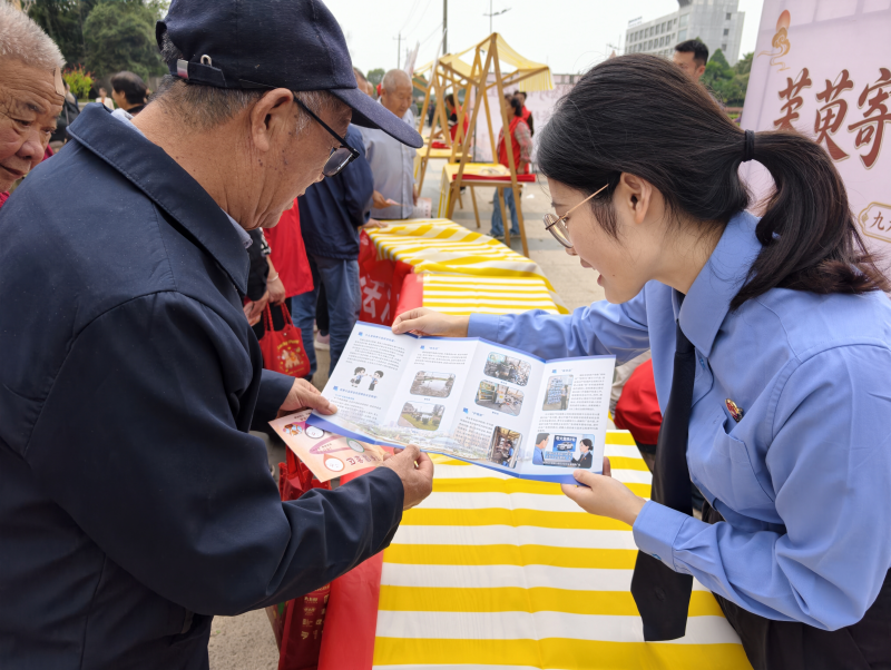 2026.10.15行政检察护桑榆 敬老普法暖人心4.jpg